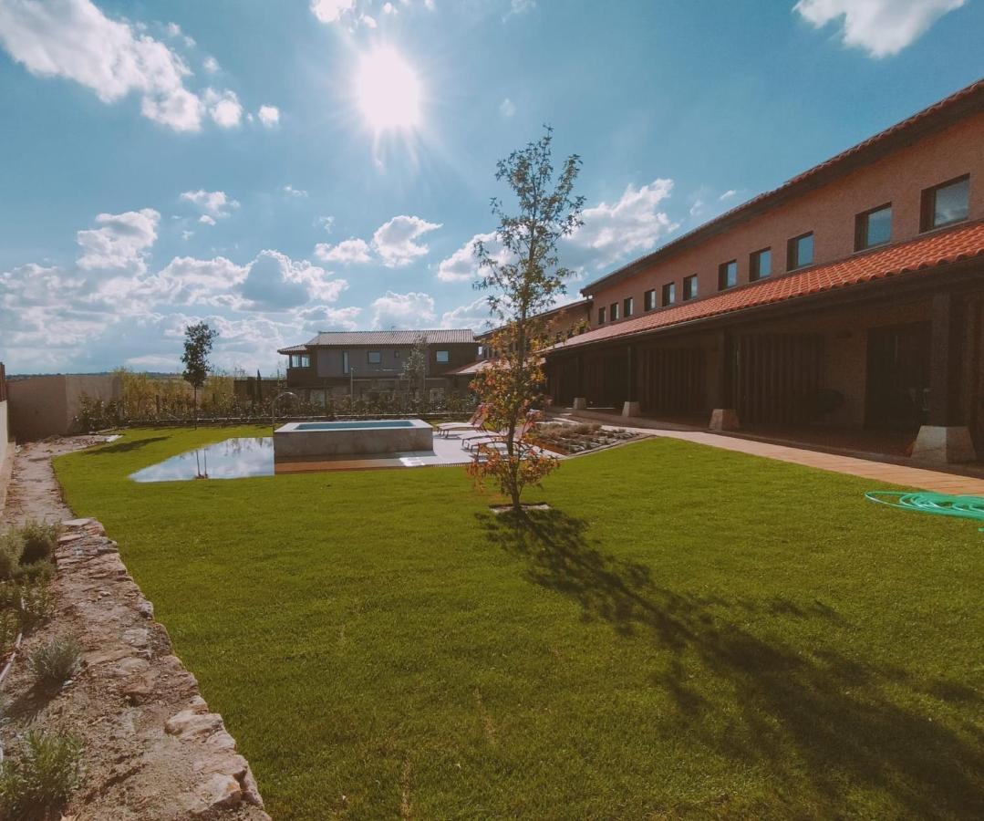 Apartamentos Walden By Gaiarooms Morille Bagian luar foto